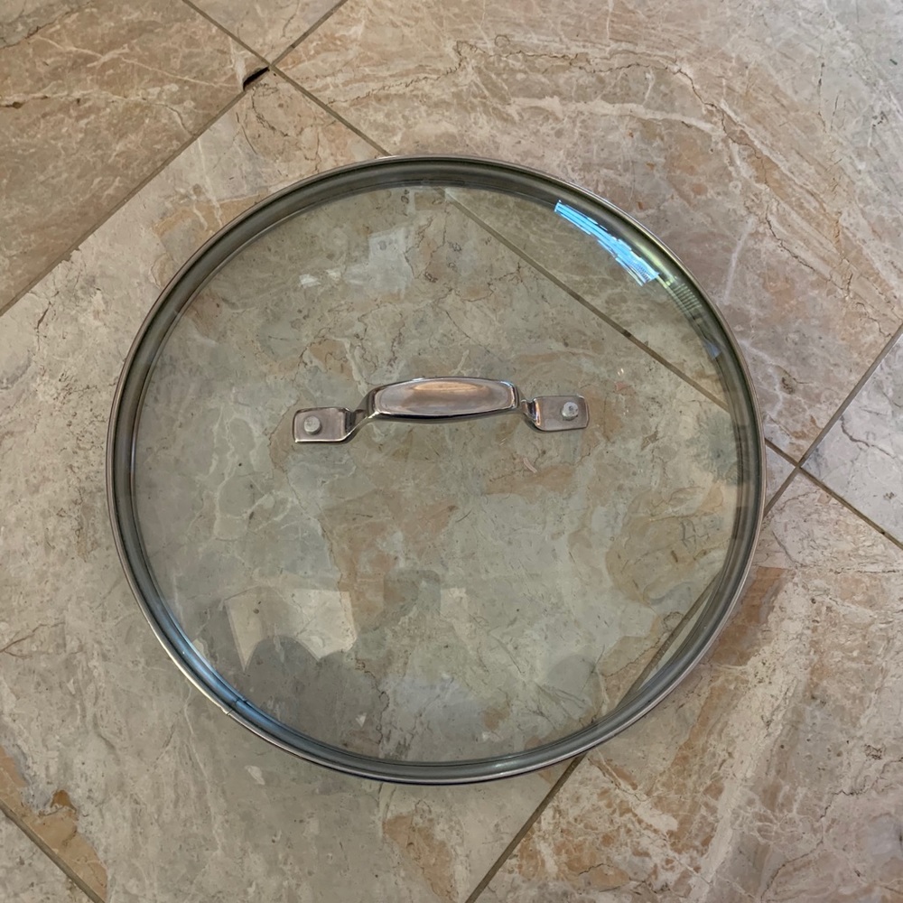 Preowned 10” Large Size Glass Replacement Lid Cover With Silver Handle